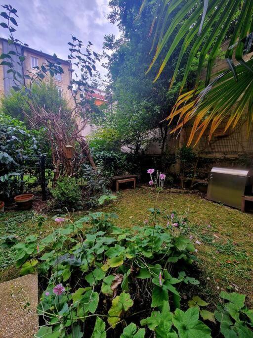 Apartment Au Coeur De Avec Jardin